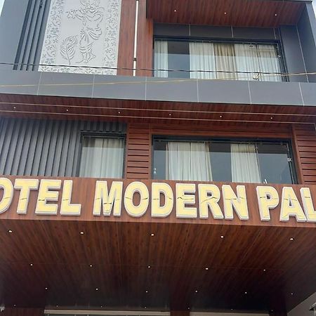 Hotel Modern Palace Khātu Exterior foto